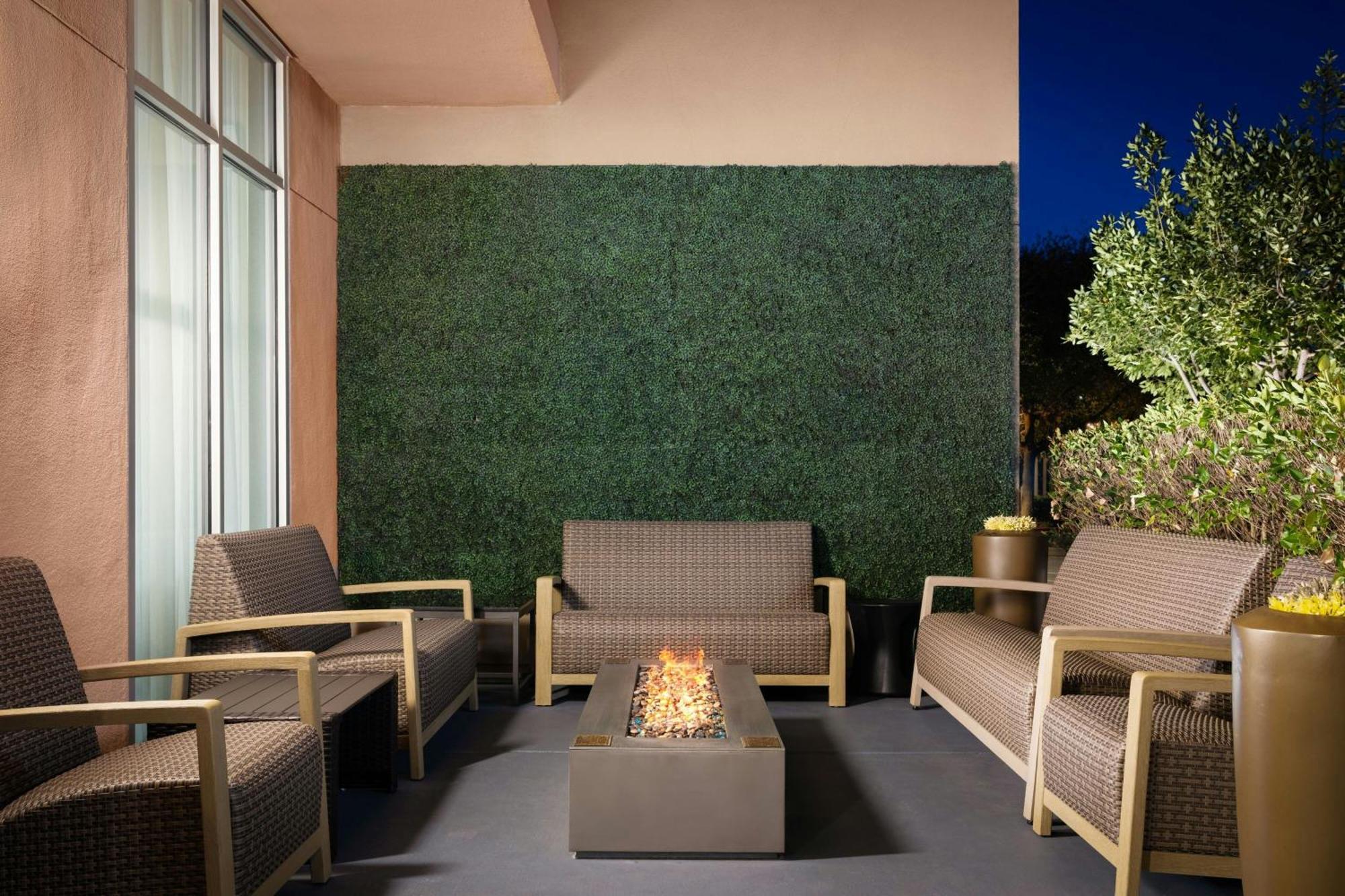 Courtyard By Marriott Sunnyvale Silicon Valley מראה חיצוני תמונה